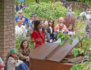 Flower Piano, San Francisco Botanical Garden. Photo by Christine Sculati.